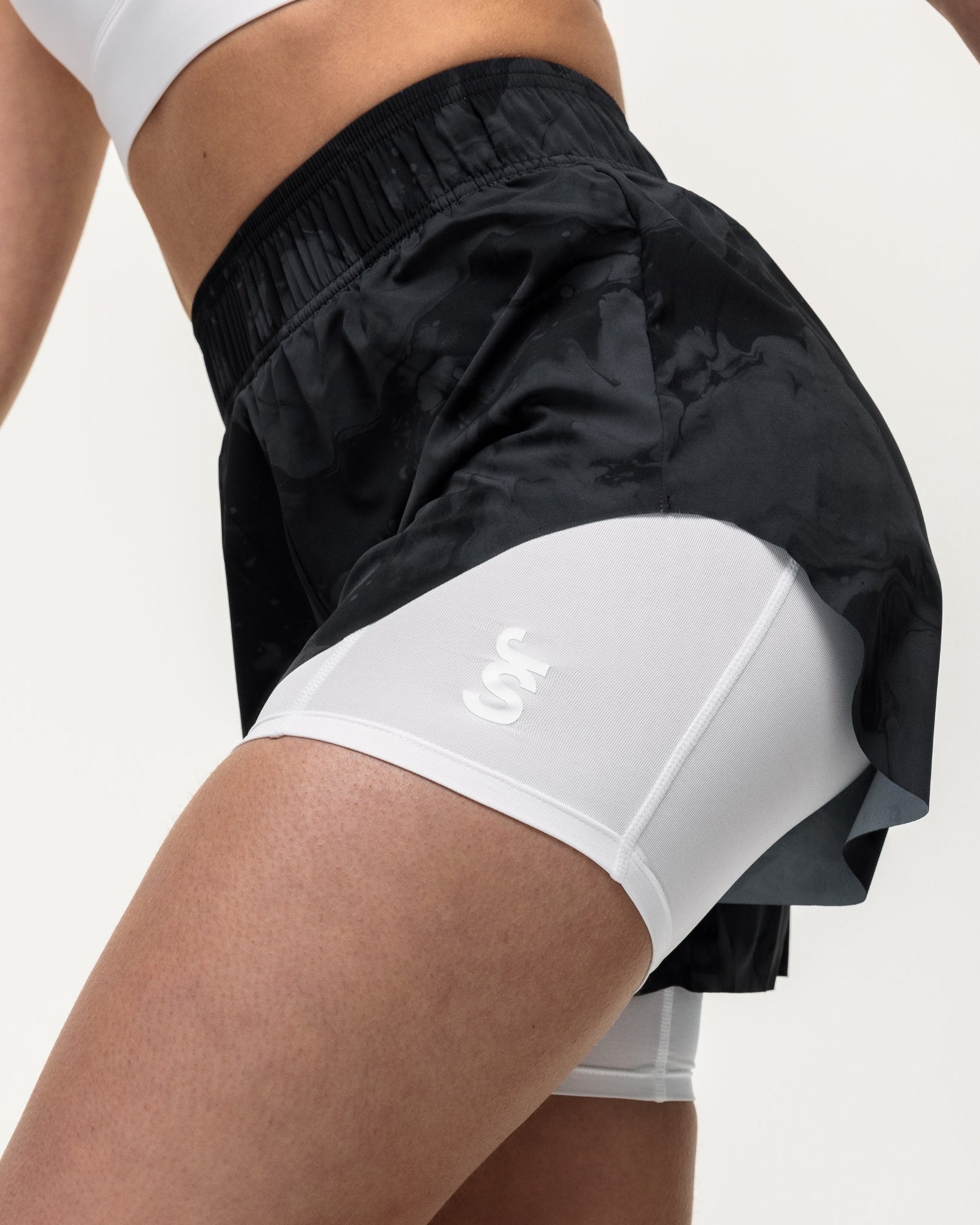 Run The Distance 2-in-1 Shorts - Slate Marble