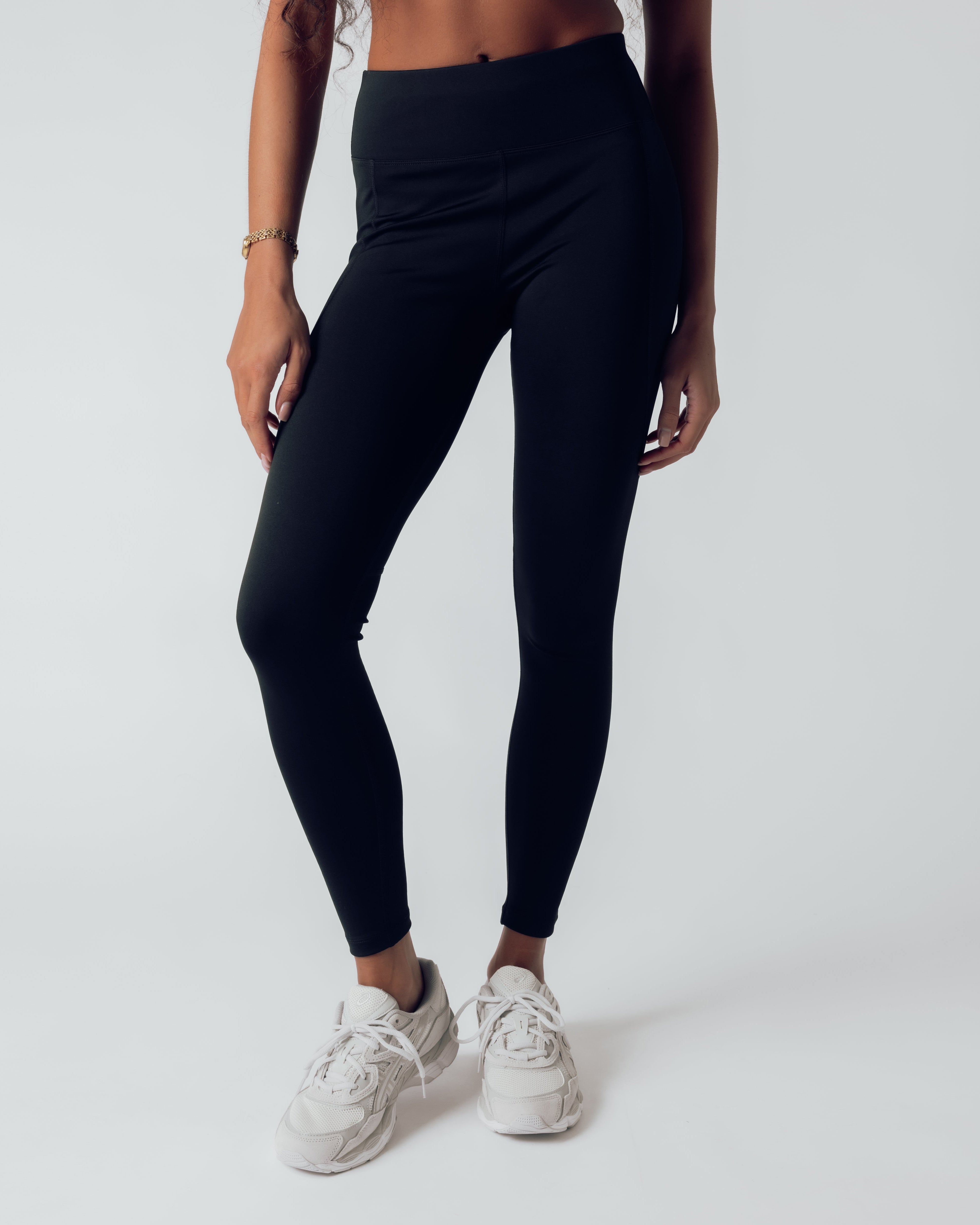 Motion Essential Leggings - Black Onyx