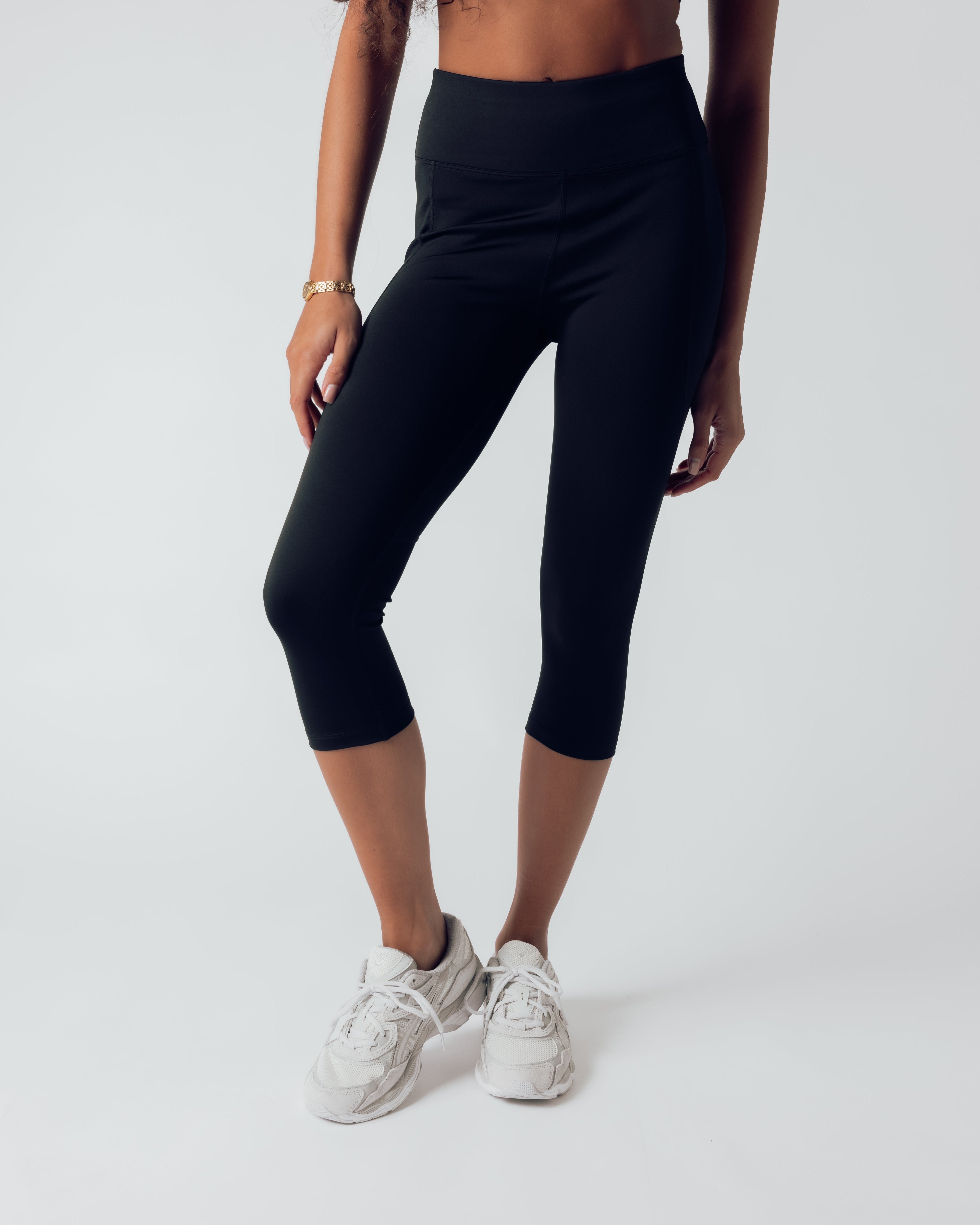 Motion Capri Leggings - Black Onyx