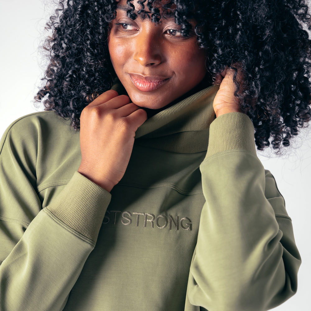 Luxe Essence Turtleneck - Military Green